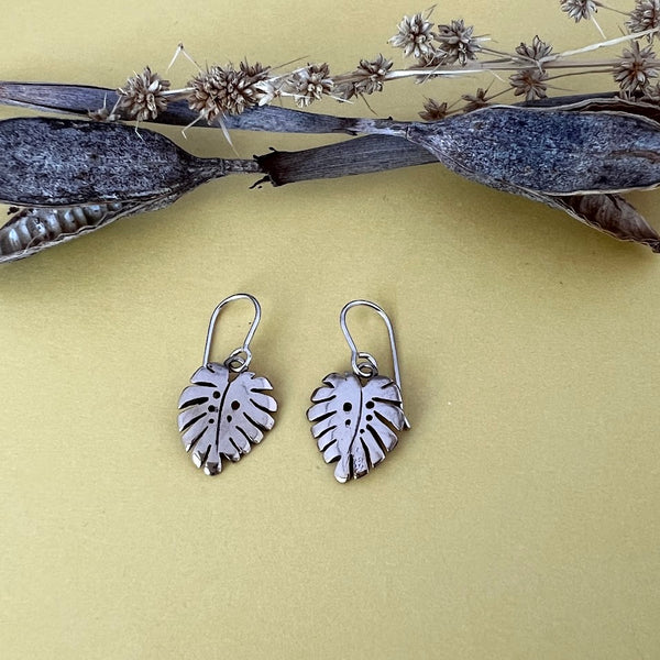 Monstera Leaf Earrings, Bronze